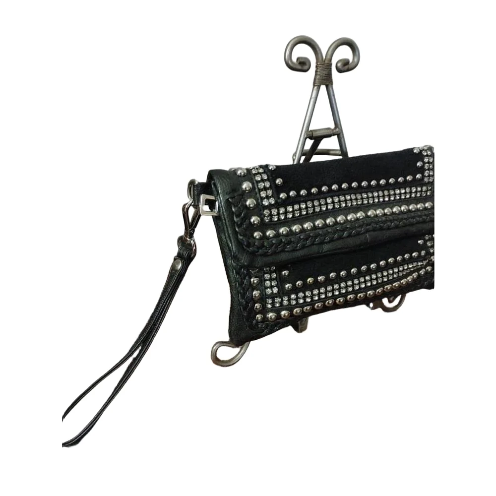 Cach'e Wristlet/Wallet - Picture 2 of 8